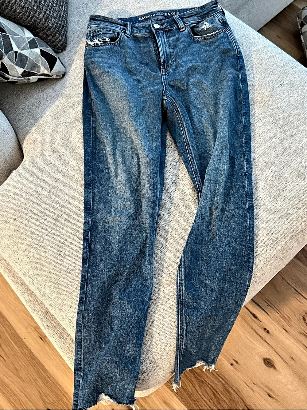 American Eagle Strigid Straight Leg Jeans Blue Waist 4